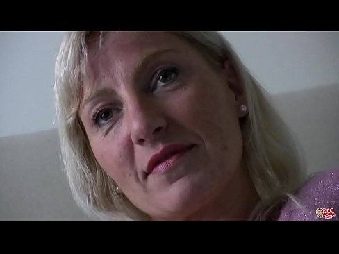 ❤️ Matka, kterou jsme všichni šukali ... Dámo, chovejte se slušně! ❌ Krásné porno u nás